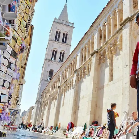Oda ve Kahvaltı Luxury Kadena 4*