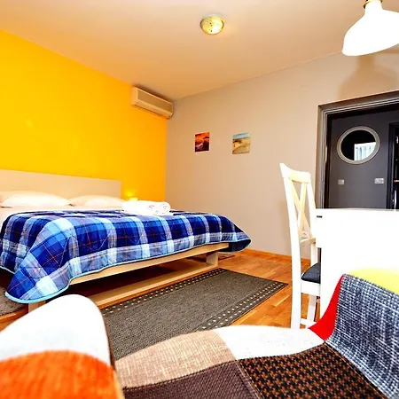 Luxury Kadena Oda ve Kahvaltı