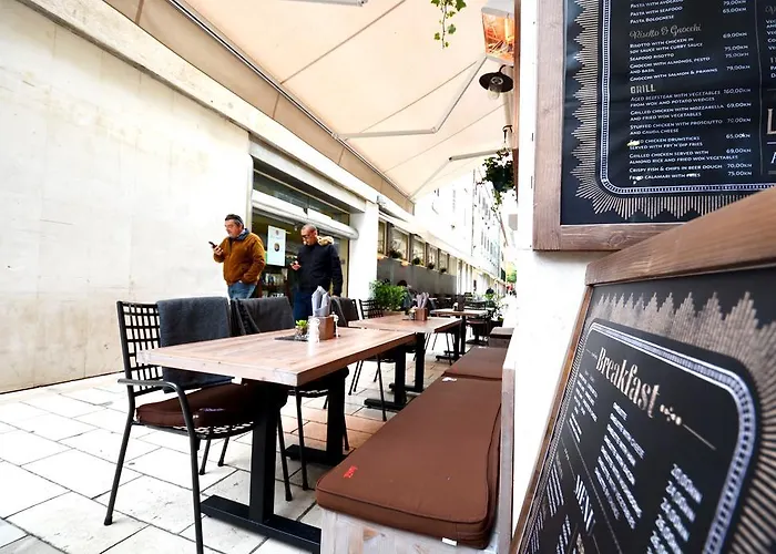 Alojamento de Acomodação e Pequeno-almoço Luxury Kadena Zadar