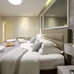 Couette-café Luxury Kadena 4*