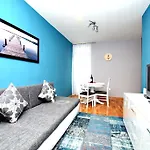 Luxury Kadena Bed & Breakfast