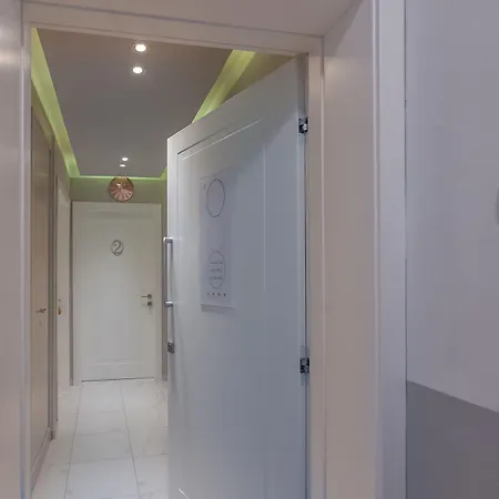 Luxury Kadena Couette-café