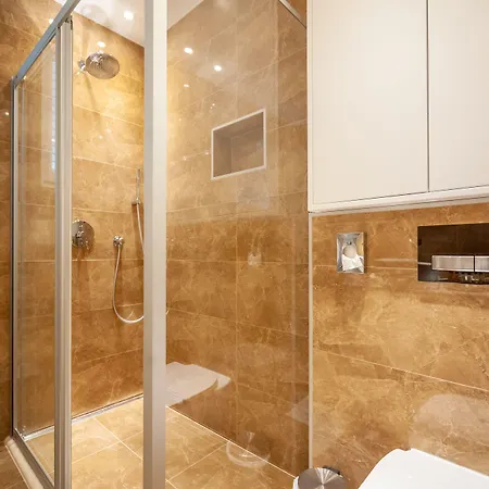 Couette-café Luxury Kadena