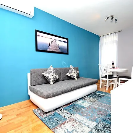 Panzió Luxury Kadena 4*