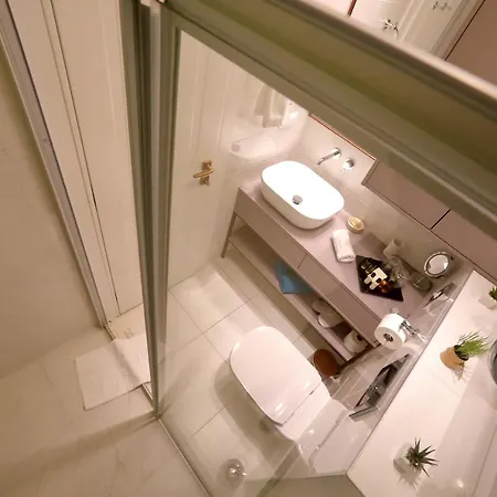 Panzió Luxury Kadena Zára