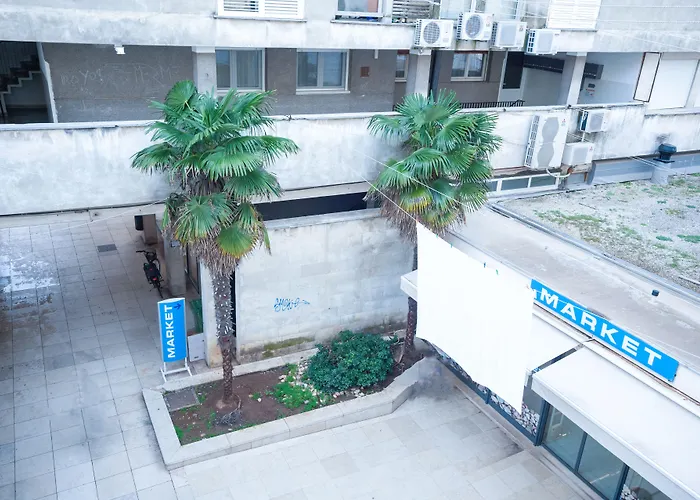 Luxury Kadena Oda ve Kahvaltı 4*