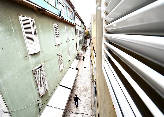 krevet i doručak Luxury Kadena