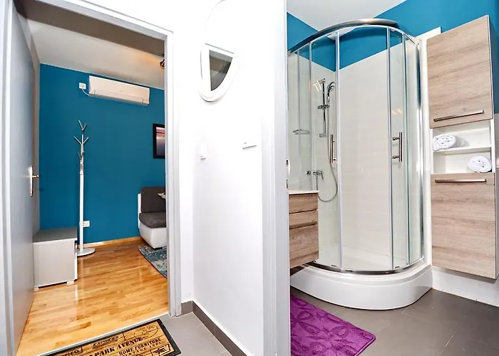 Luxury Kadena krevet i doručak 4*